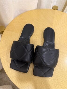 Bottega Veneta Black Quilted Leather Slide Sandals